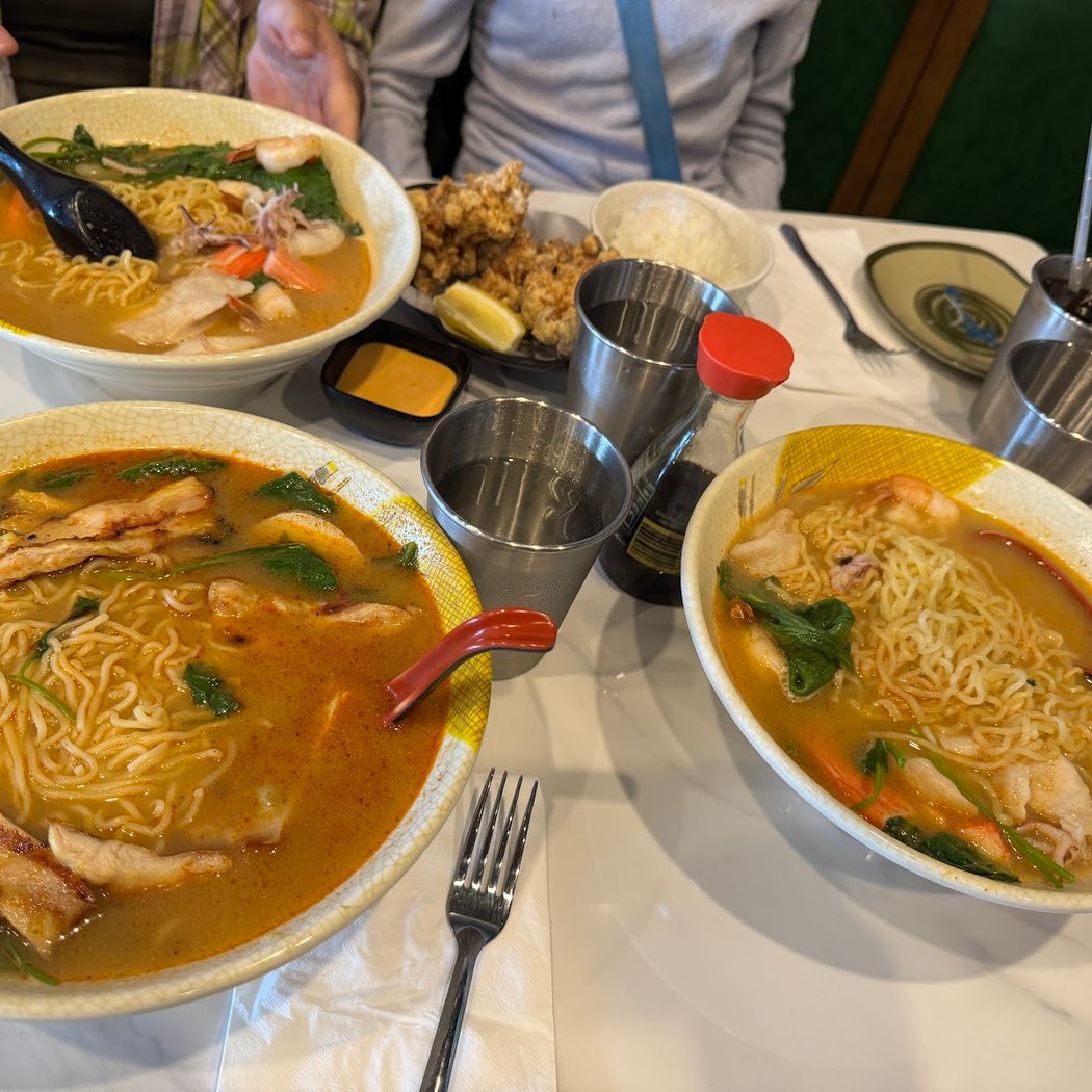 Haha Ramen Sushi 3