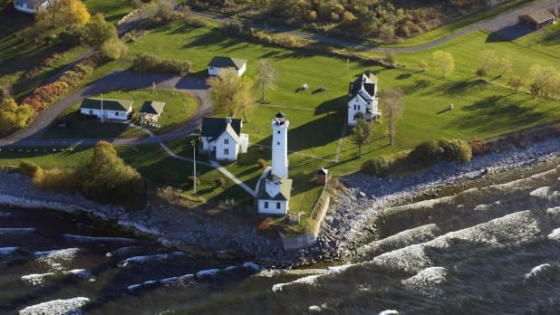Tibbetts Point Lighthouse 1