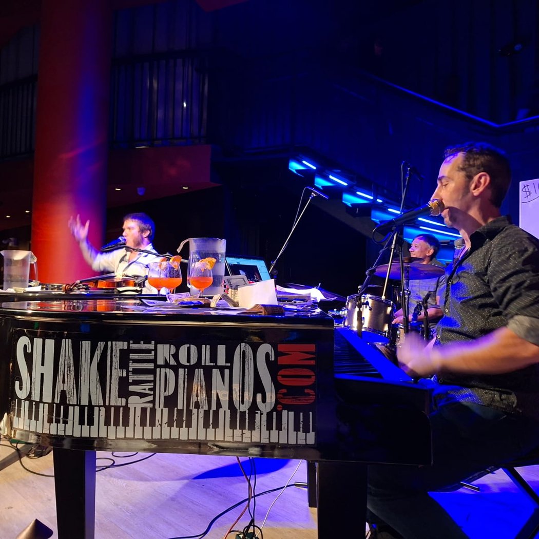 Dueling Pianos show 1