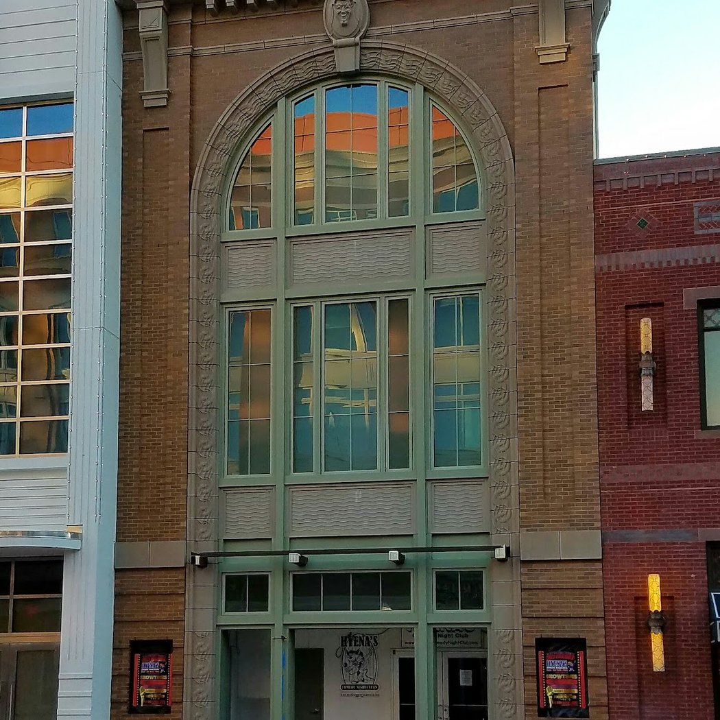 Hyena's Comedy Nightclub 2