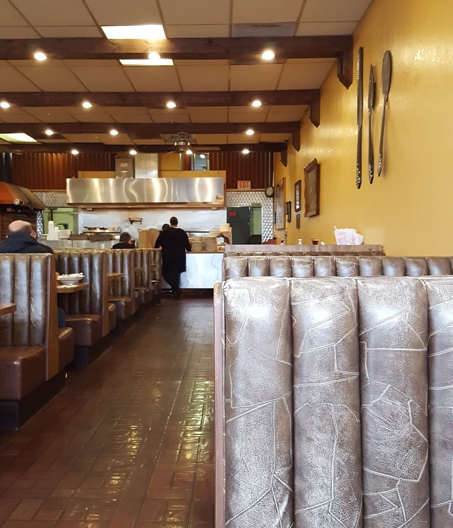 Barney's Hickory Pit 2