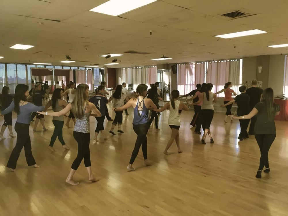 Mambonova Dance Company 2