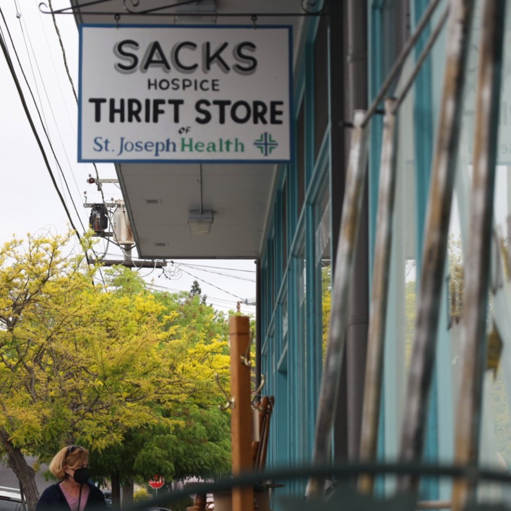 Sacks Hospice Thrift Shoppe of Providence 2
