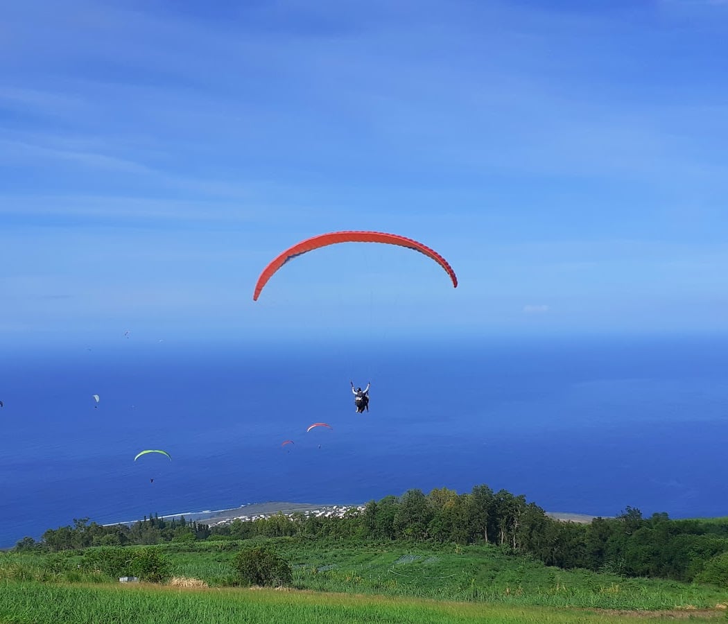 Adrenaline Paragliding - Reunion Island 3