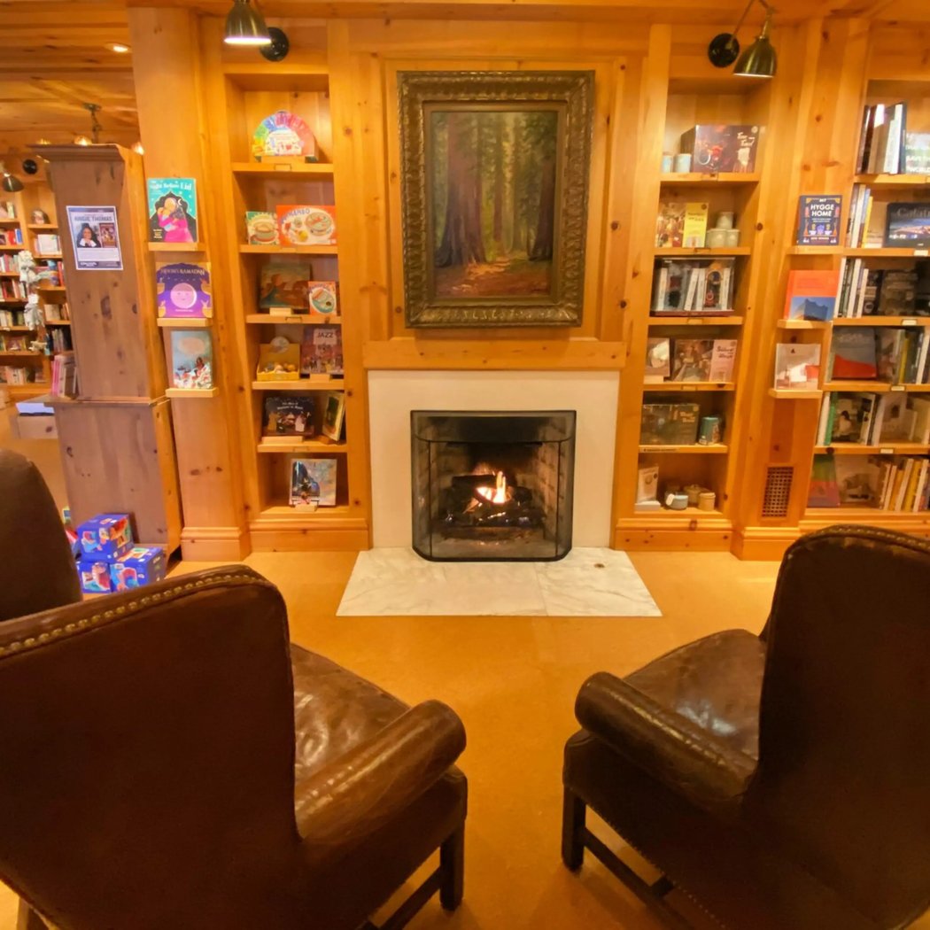 Copperfield's Books 1