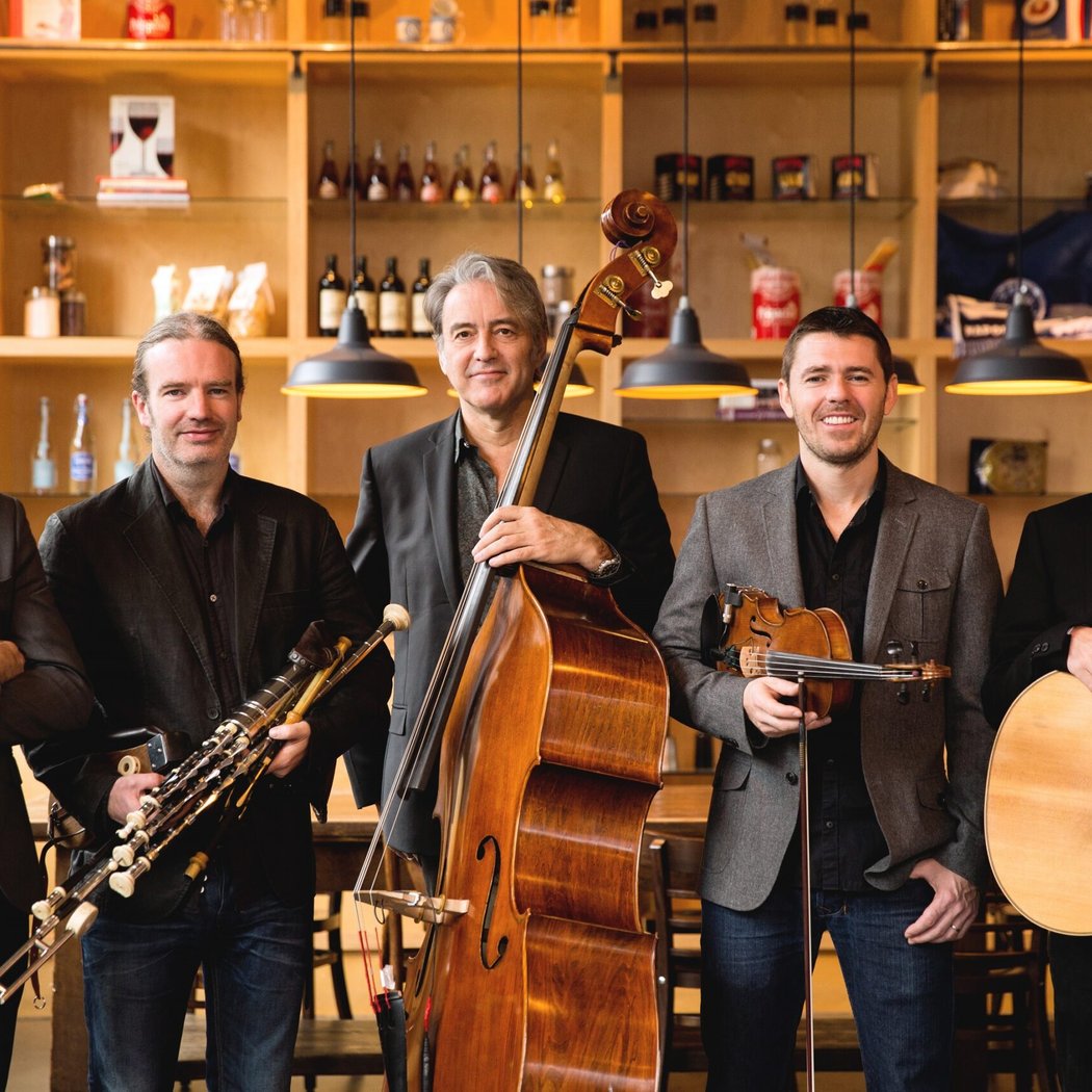Lunasa 1