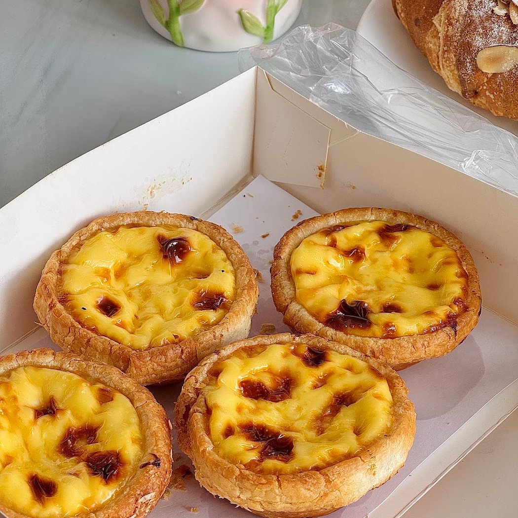 Lily Bloom Bakery 1