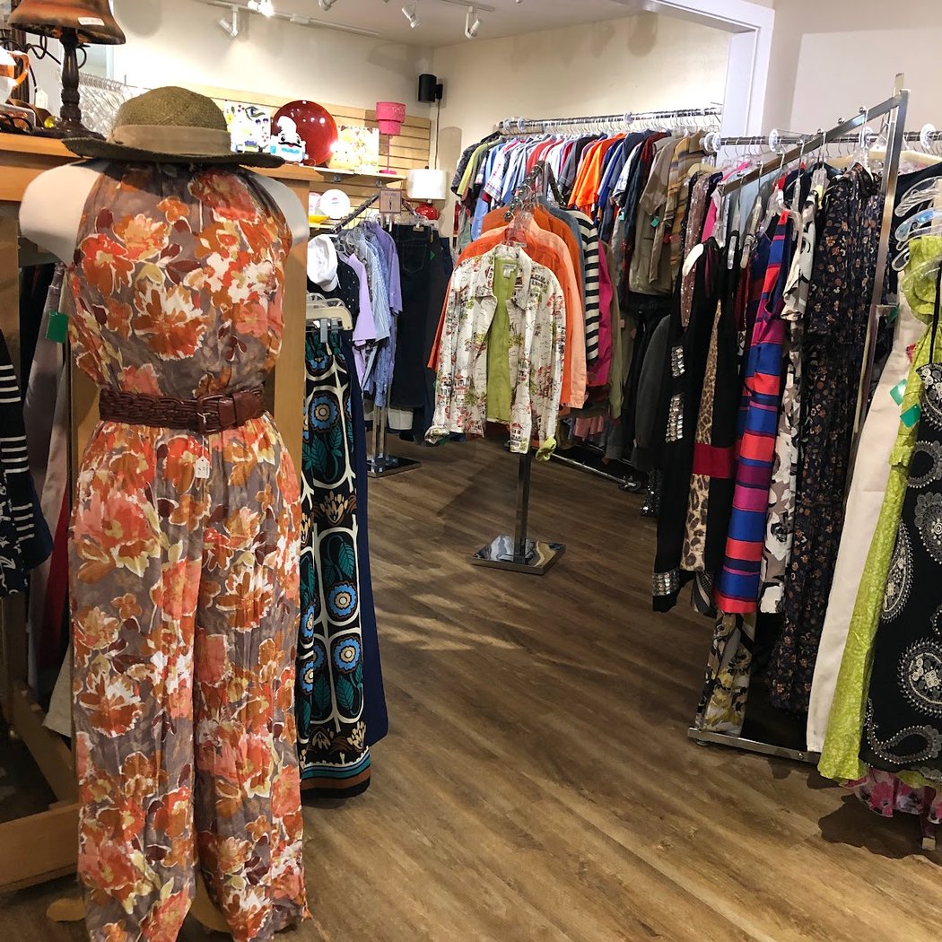 Echo Shop 1