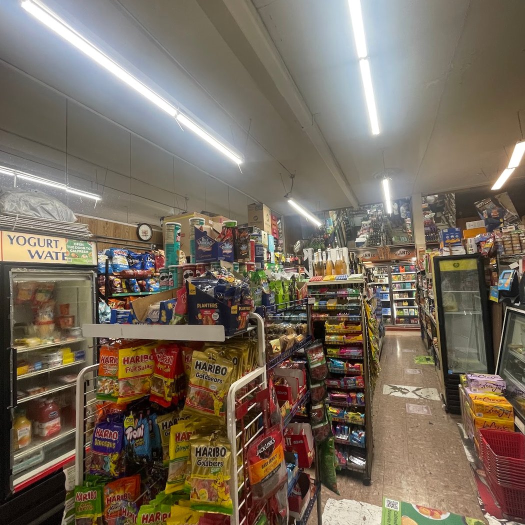 New Hampshire Market 1