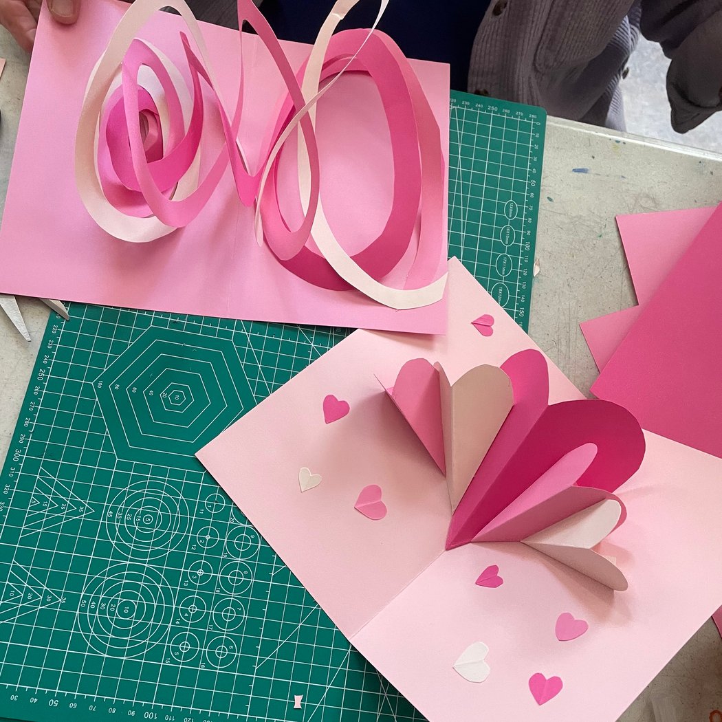 Pop-Up Valentines Day Cards 2026 1