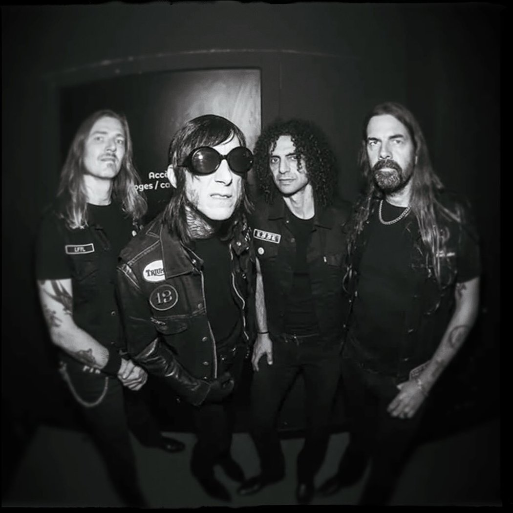 THE LORDS OF ALTAMONT 2