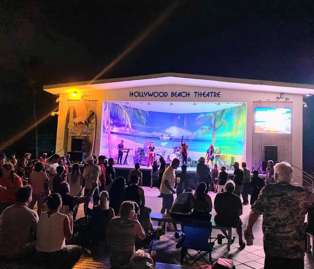 Hollywood Beach Theater and Plaza 1