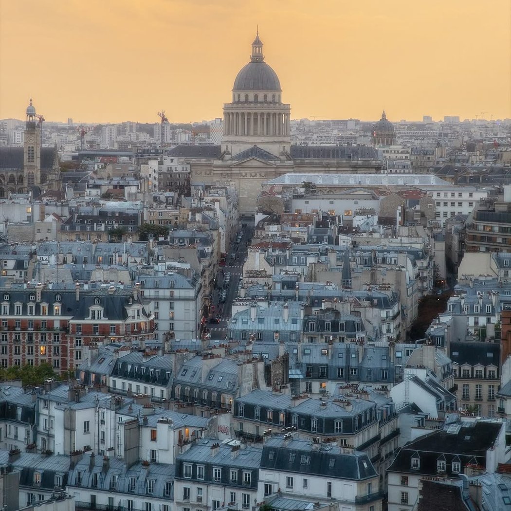 Aux Tours de Notre Dame 5