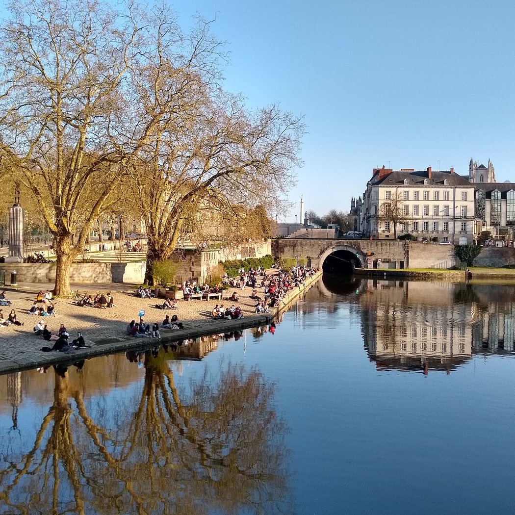 Square Maquis-de-Saffré 1