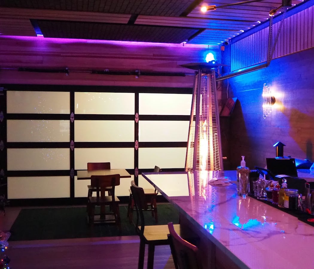 G6 Lounge & Restaurant 3
