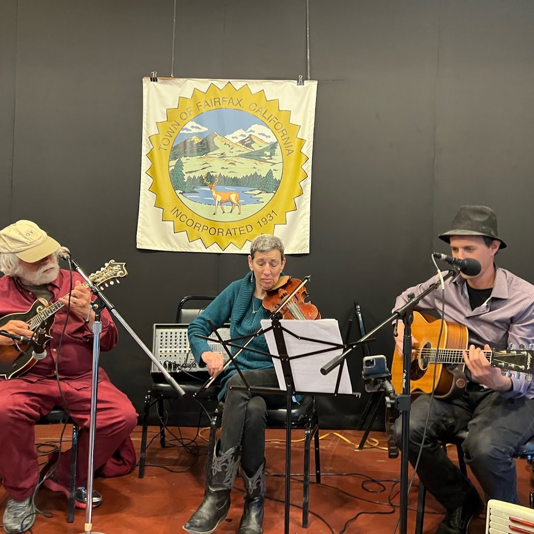 Chabad Jewish Center of West Marin 3