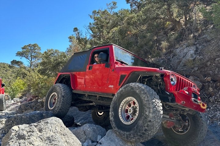Red Rock Canyon Self-Drive Jeep Rock Crawling Adventure