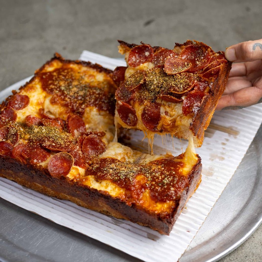 dtown pizzeria 1