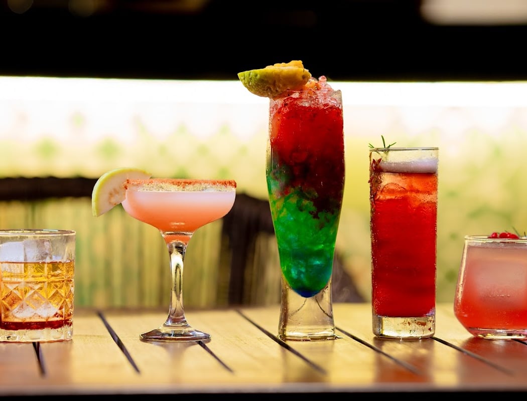 Cloud Cafe & Bar 1