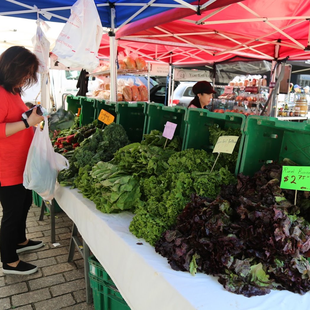 Bowling Green Greenmarket 3