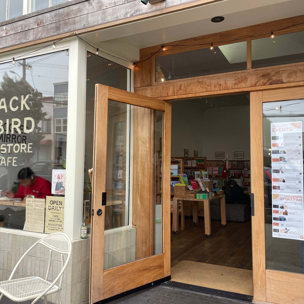 Black Bird Bookstore and Café 2