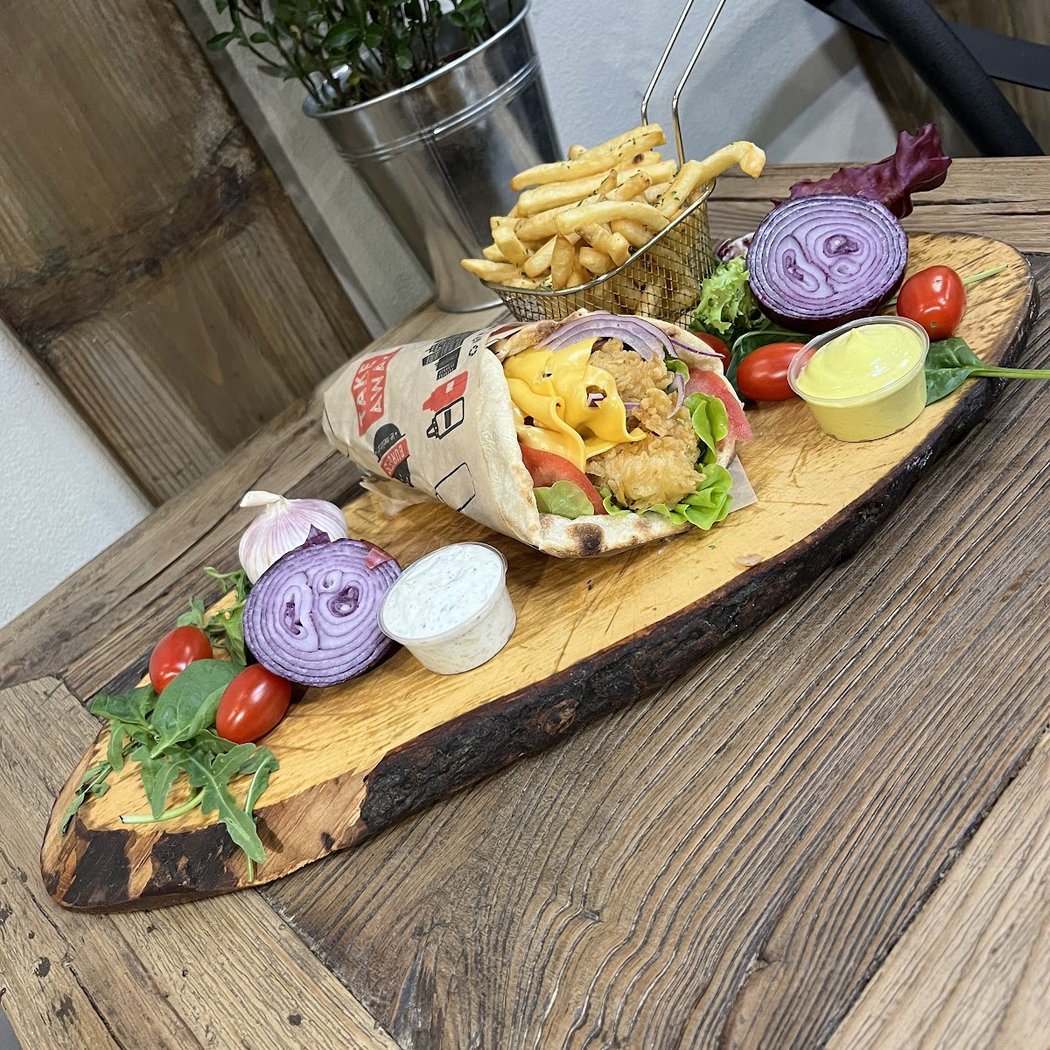 Naan's chicken & Smash Burger 3