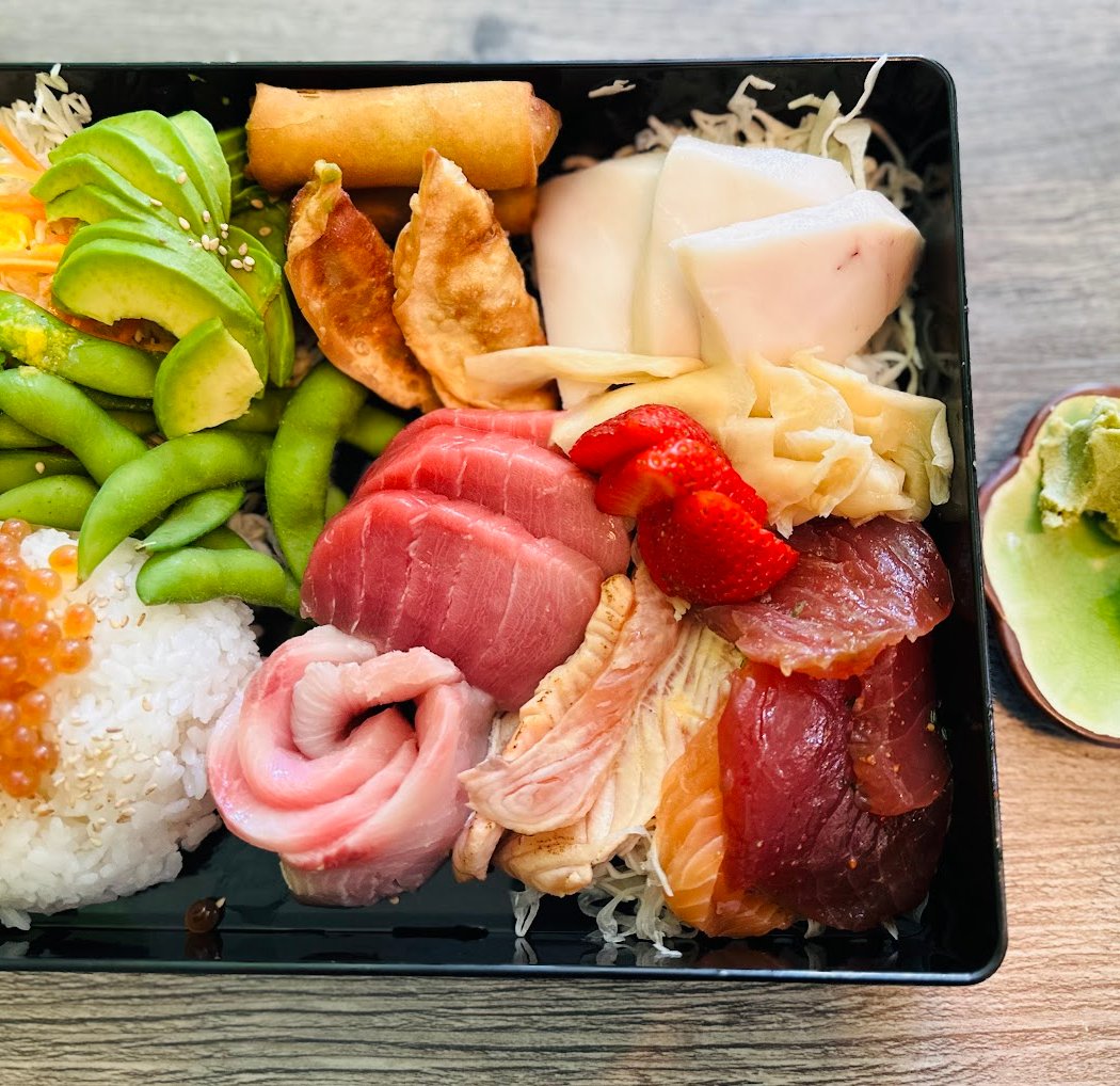 Yoma Cafe - Japanese Bento Box, Sushi rolls, Sandwiches and boba Drinks 1