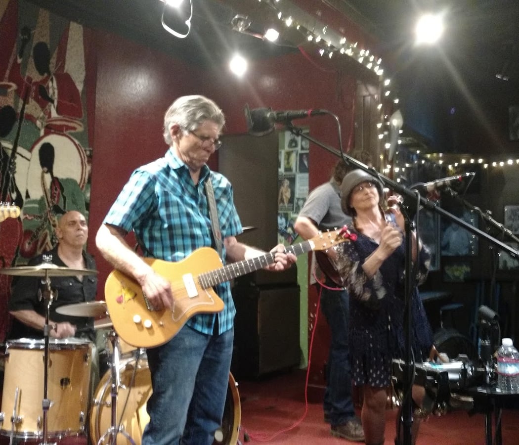 Jinx Jones & the KingTones 1