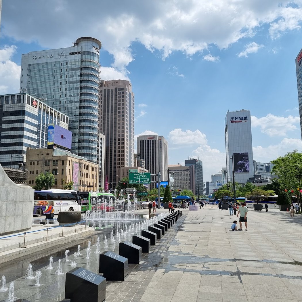Gwanghwamun Square 2