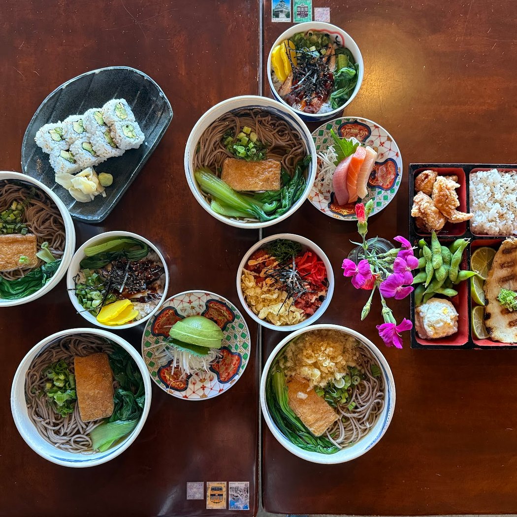 Maru Plus Japanese Restaurant 3