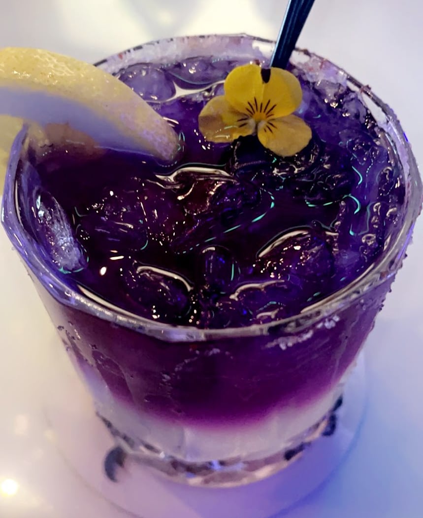 G6 Lounge & Restaurant 1