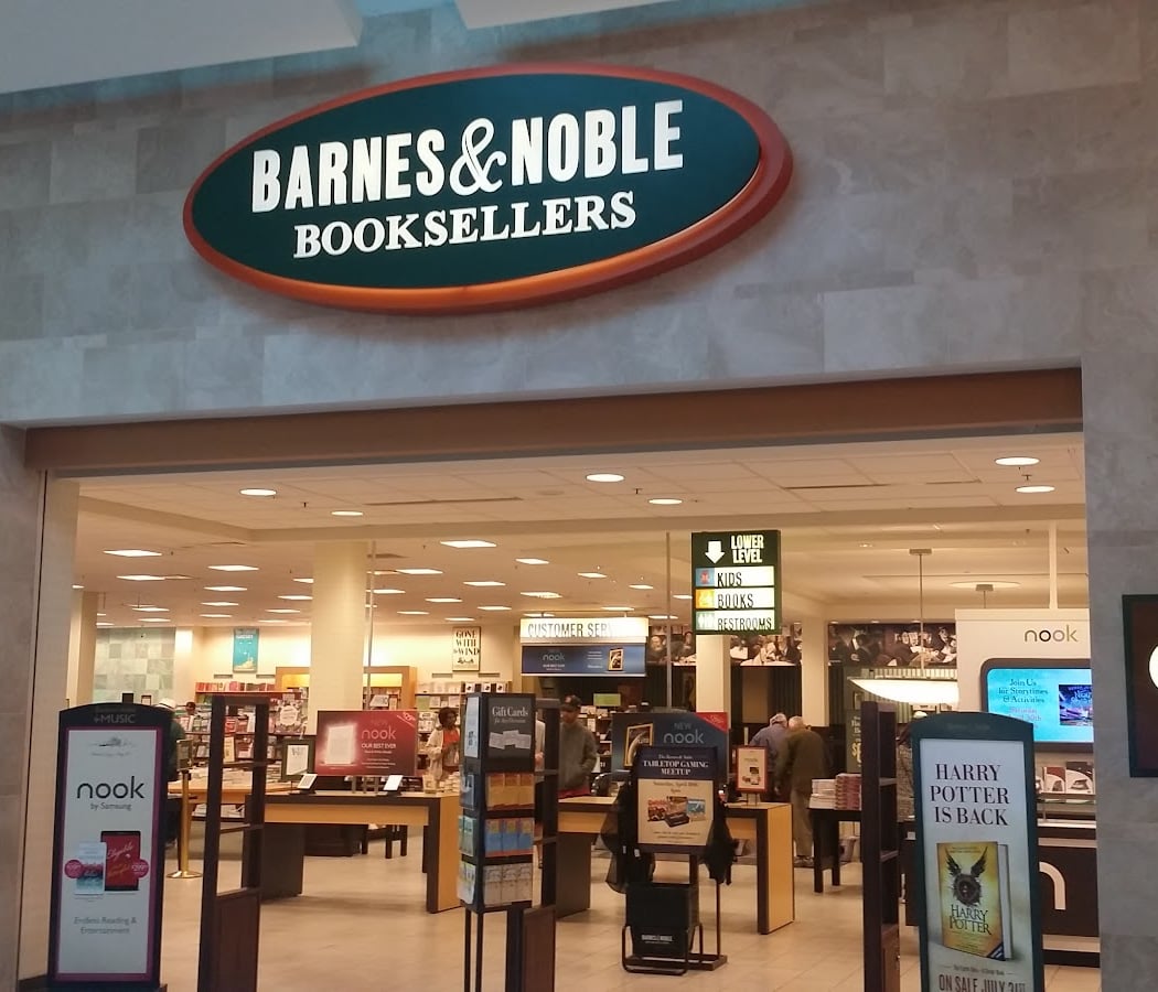 Barnes & Noble 2