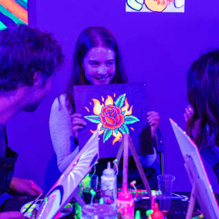 Neon Brush: A Glow-in-the-Dark Painting Experience 2