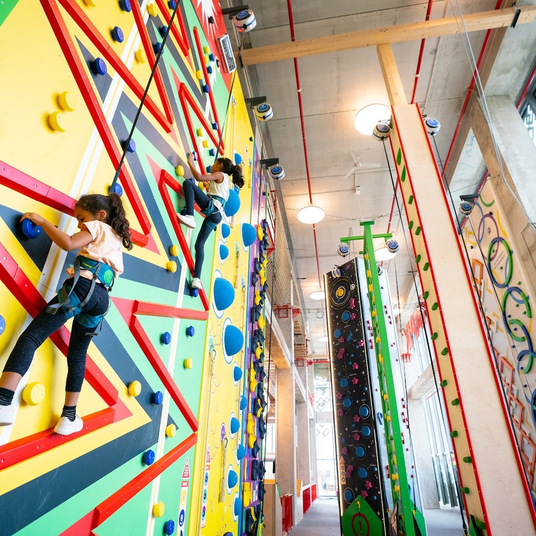 HAPIK Salle d'escalade 100% fun 1