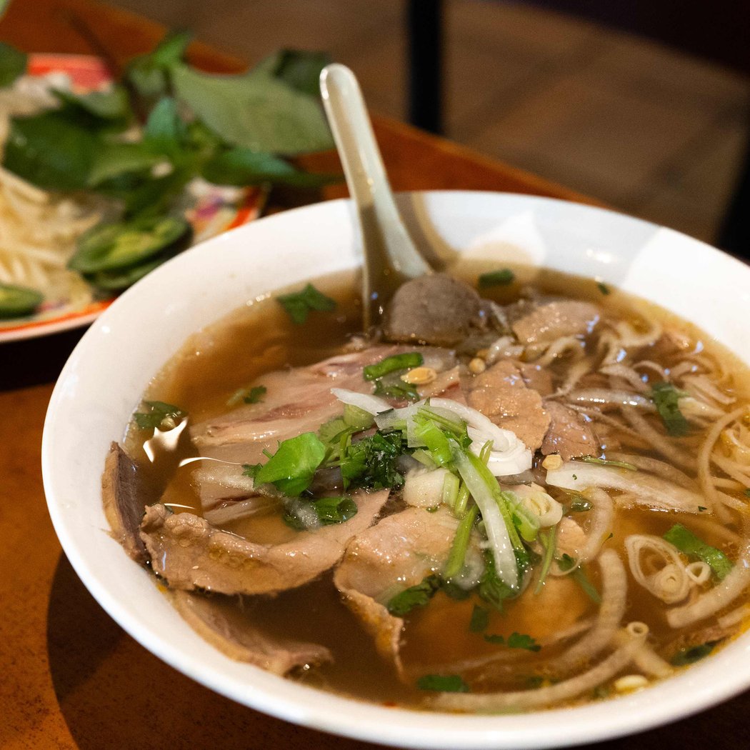 Pho 2000 1