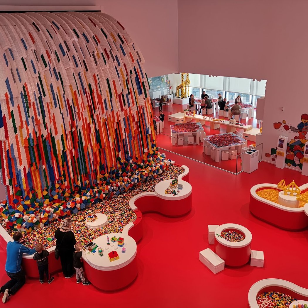 LEGO House 1
