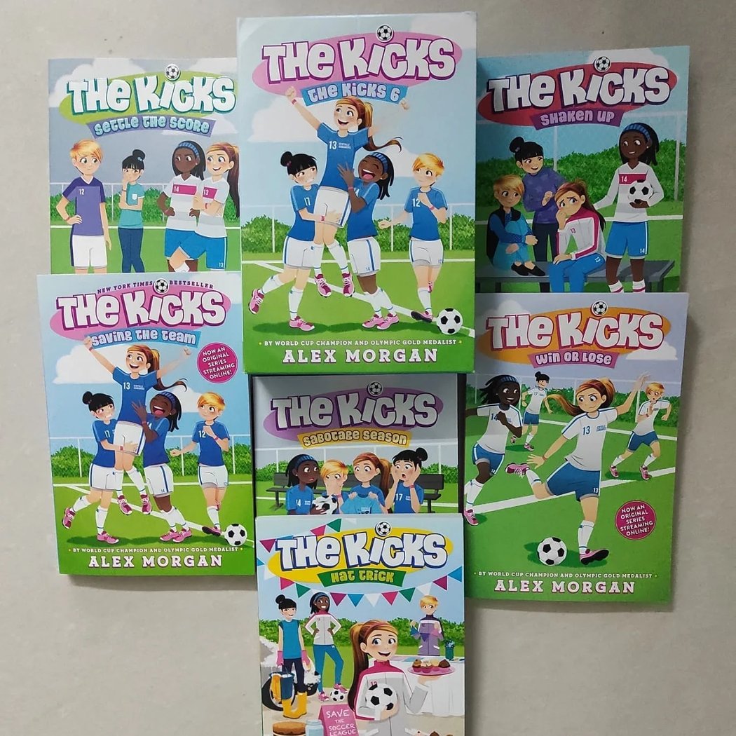 PageTurners Library 3