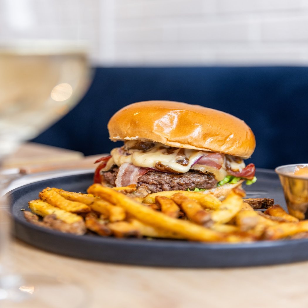 Les Frérots Burger, bistrot 1
