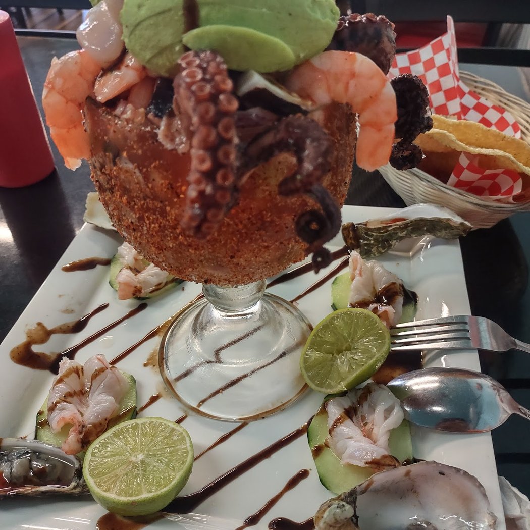 Mariscos Los Altos 1