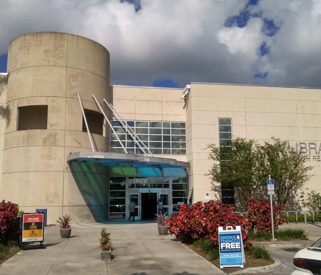 South Regional/Broward College Library 3
