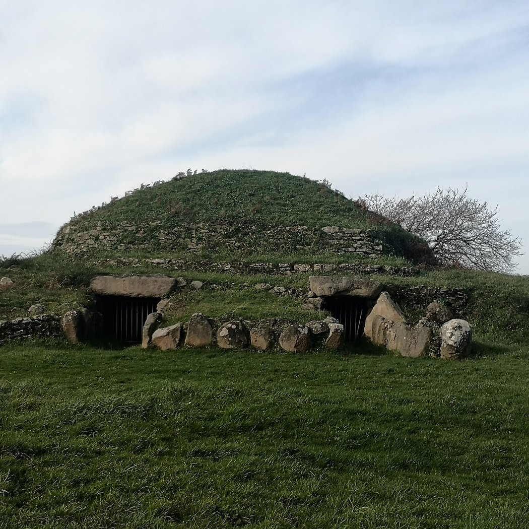 Visitez le Tumulus de Dissignac 2