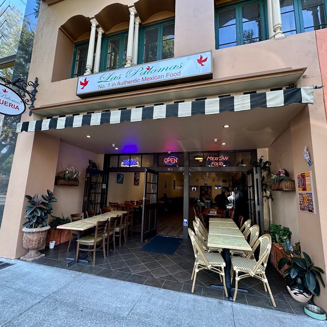 Las Palomas Taqueria 2