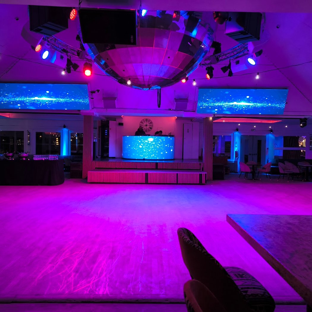 Diner & Club 5