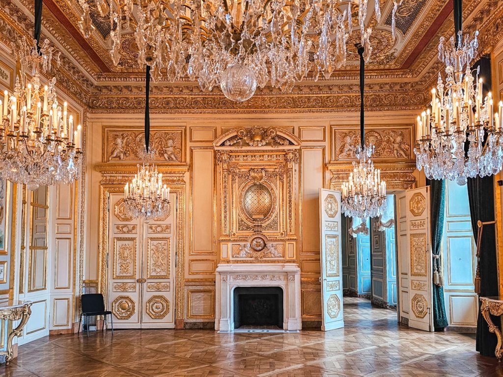 Hôtel de la Marine 2