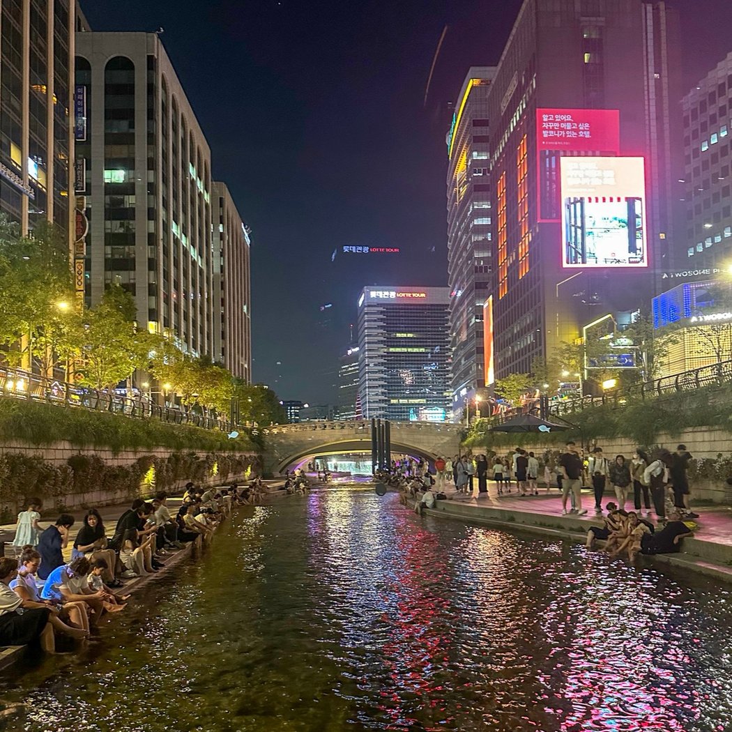 Seoul Outdoor Library 2