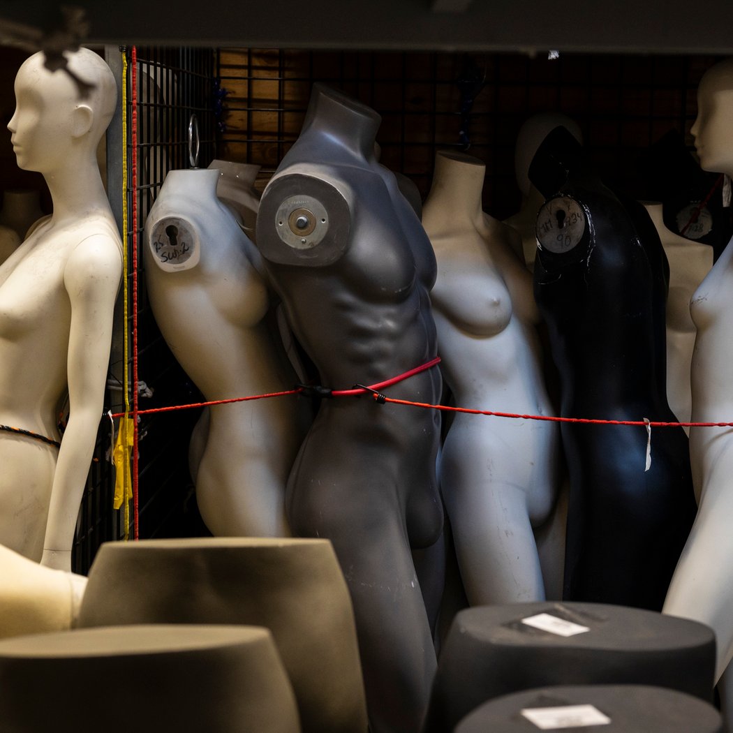 Mannequin Madness 2
