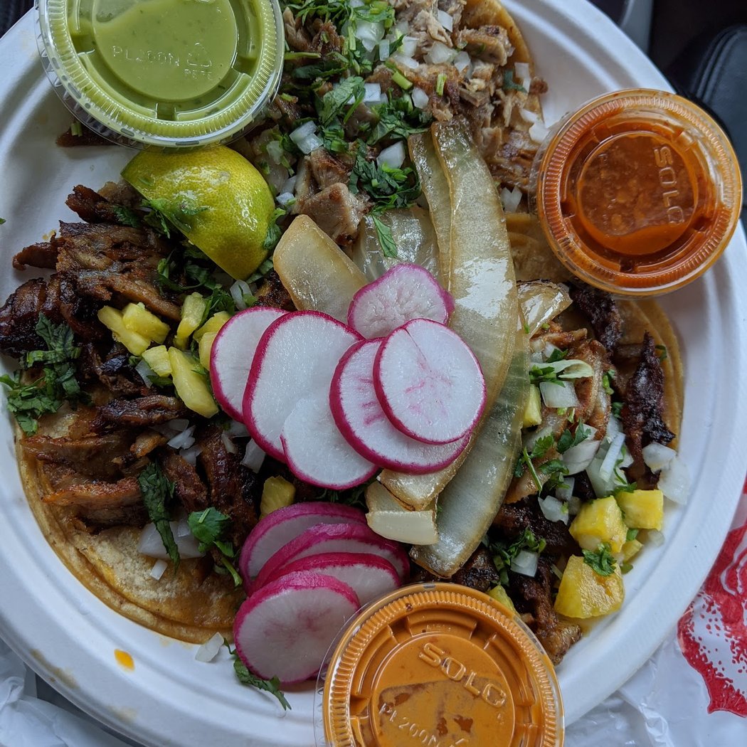 La Chilanguita (Taco Truck) 1