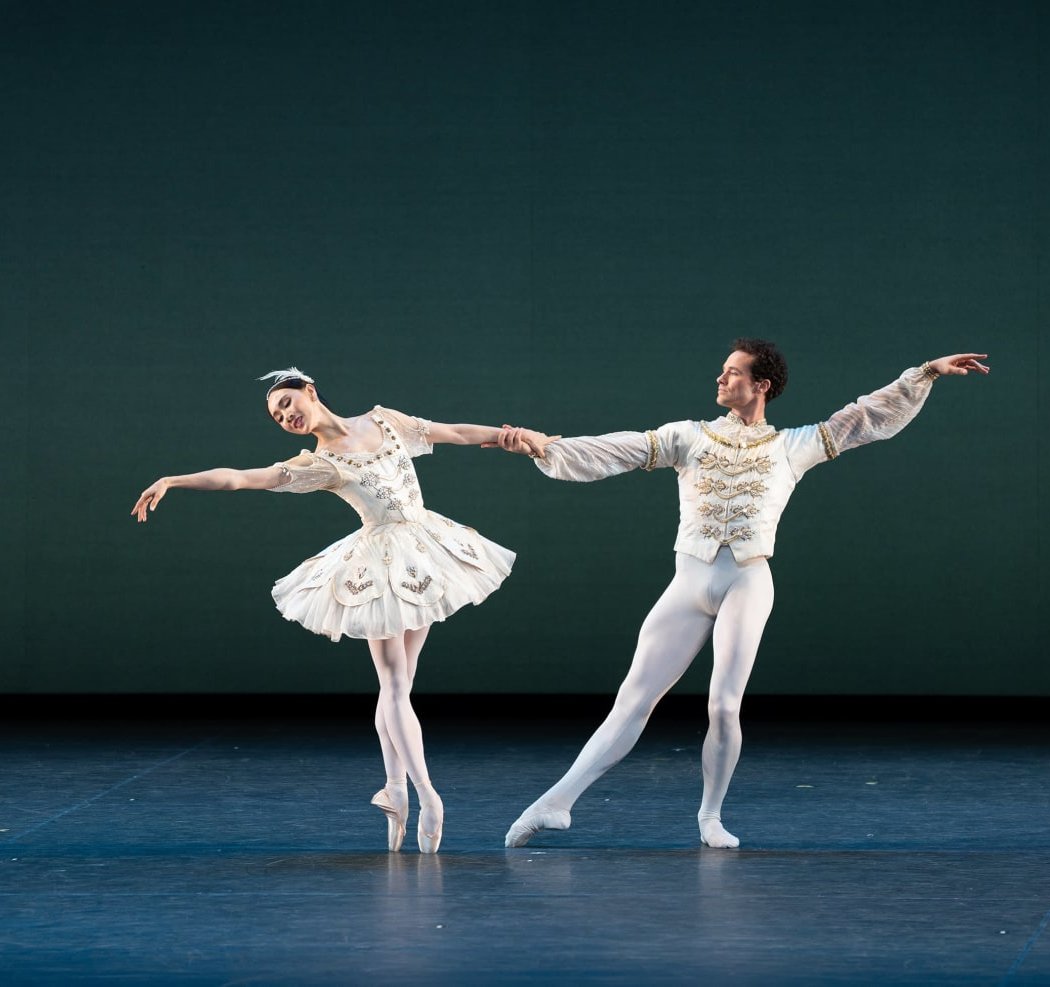 Raymonda Act III: Grand Pas Hongrois & Firebird 1