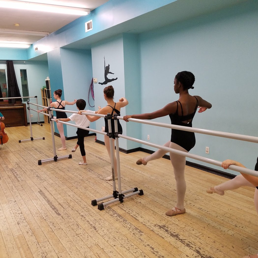 Jeté Dance Center 2