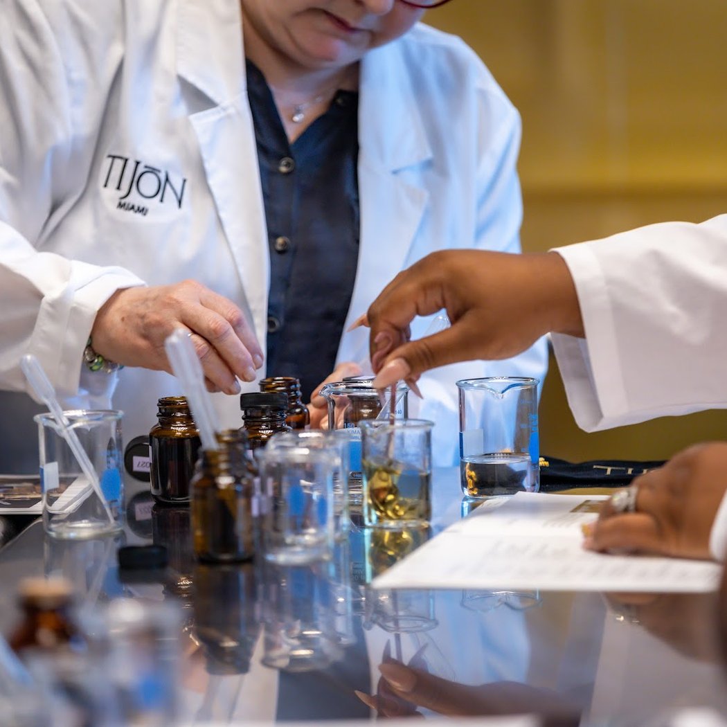Perfume Making Class 101 1